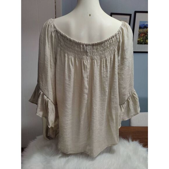 Unique Spectrum Bell Sleeve Blouse - Picture 3 of 5